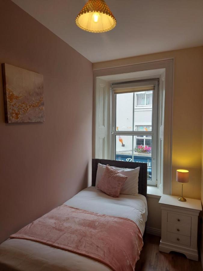 골웨이 Latin Quarter Townhouse 아파트 외부 사진