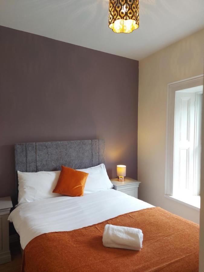 골웨이 Latin Quarter Townhouse 아파트 외부 사진